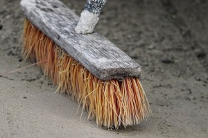 outdoor-broom-cleaning-outdoor-for-real-estate